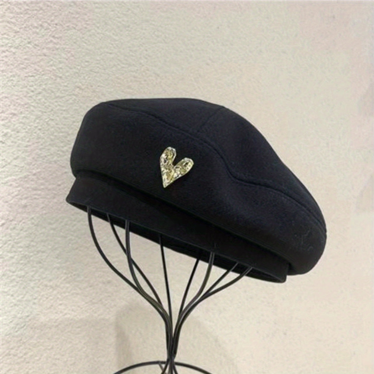 Metal Heart Label Beret Solid Beret Cap