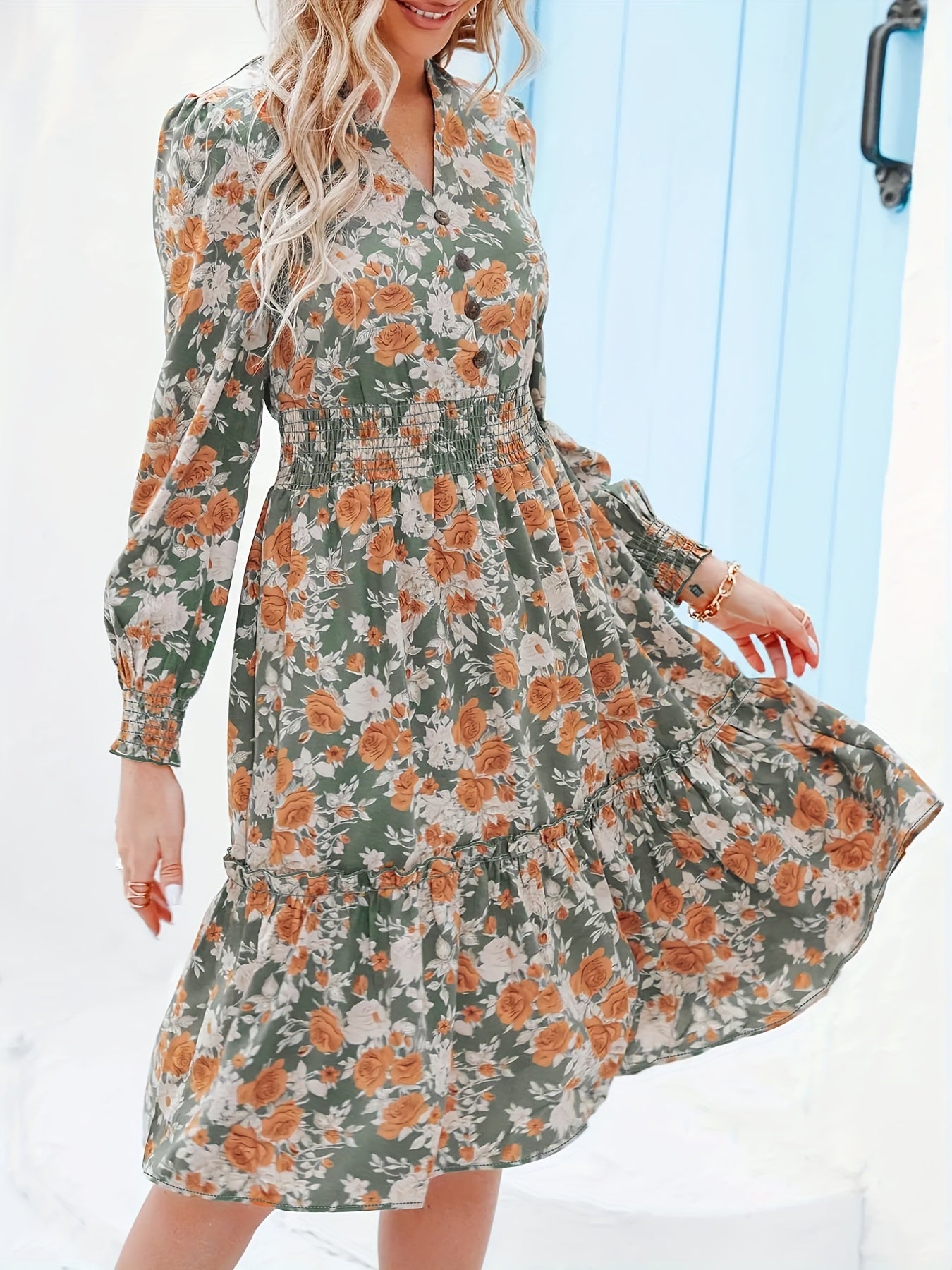 Women's Plus Floral Print Lantern Sleeve V Neck Dress