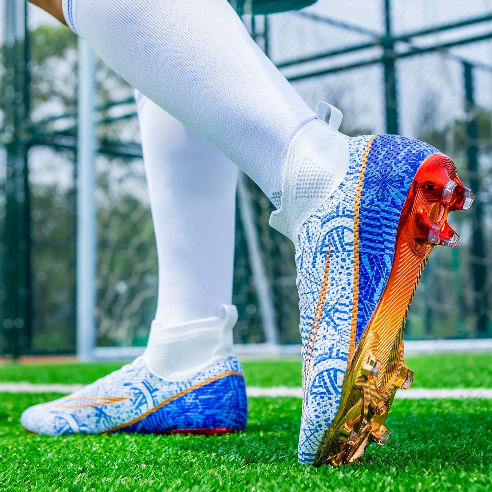 Youth Anti Skid Soccer Cleats, Breathable Training Shoes