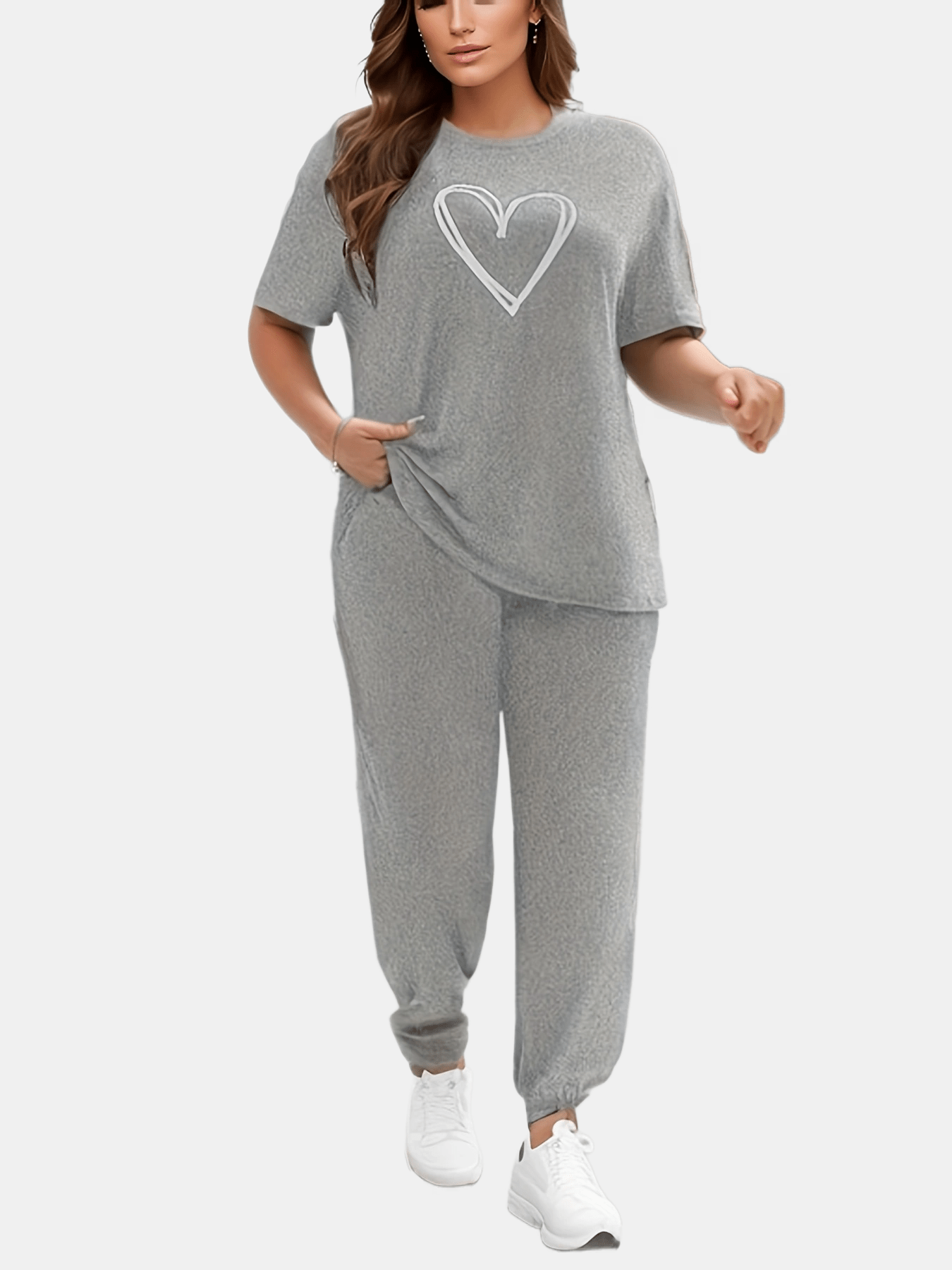 Women's Plus Heart Print Tee & Tapered Leg Pants Outfit Set