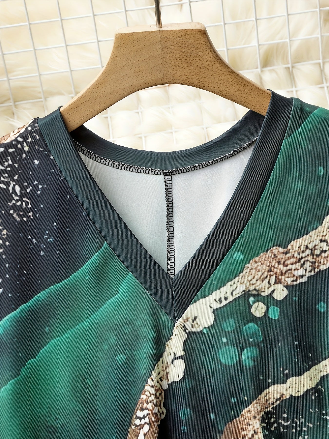 Marble Print V Neck Stretch Tank Top