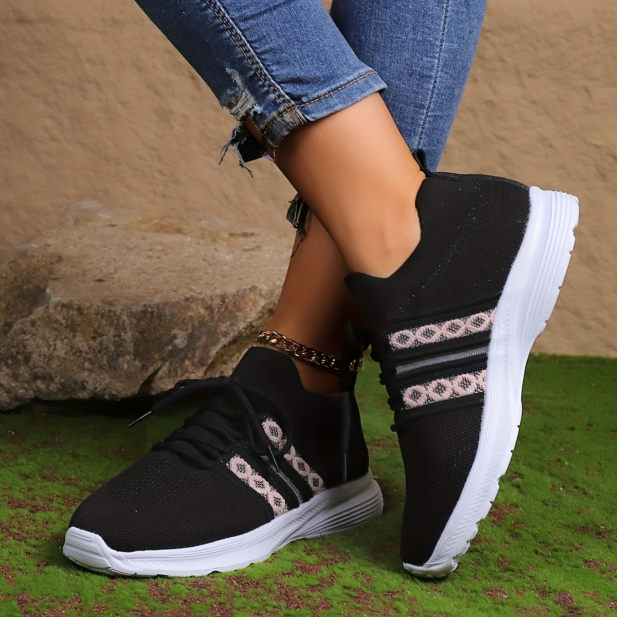 Women's Mesh Breathable Sports Sneakers Casual Walking Shoes