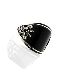 Vintage Men's Totem Ring with Oil Drop Carving
