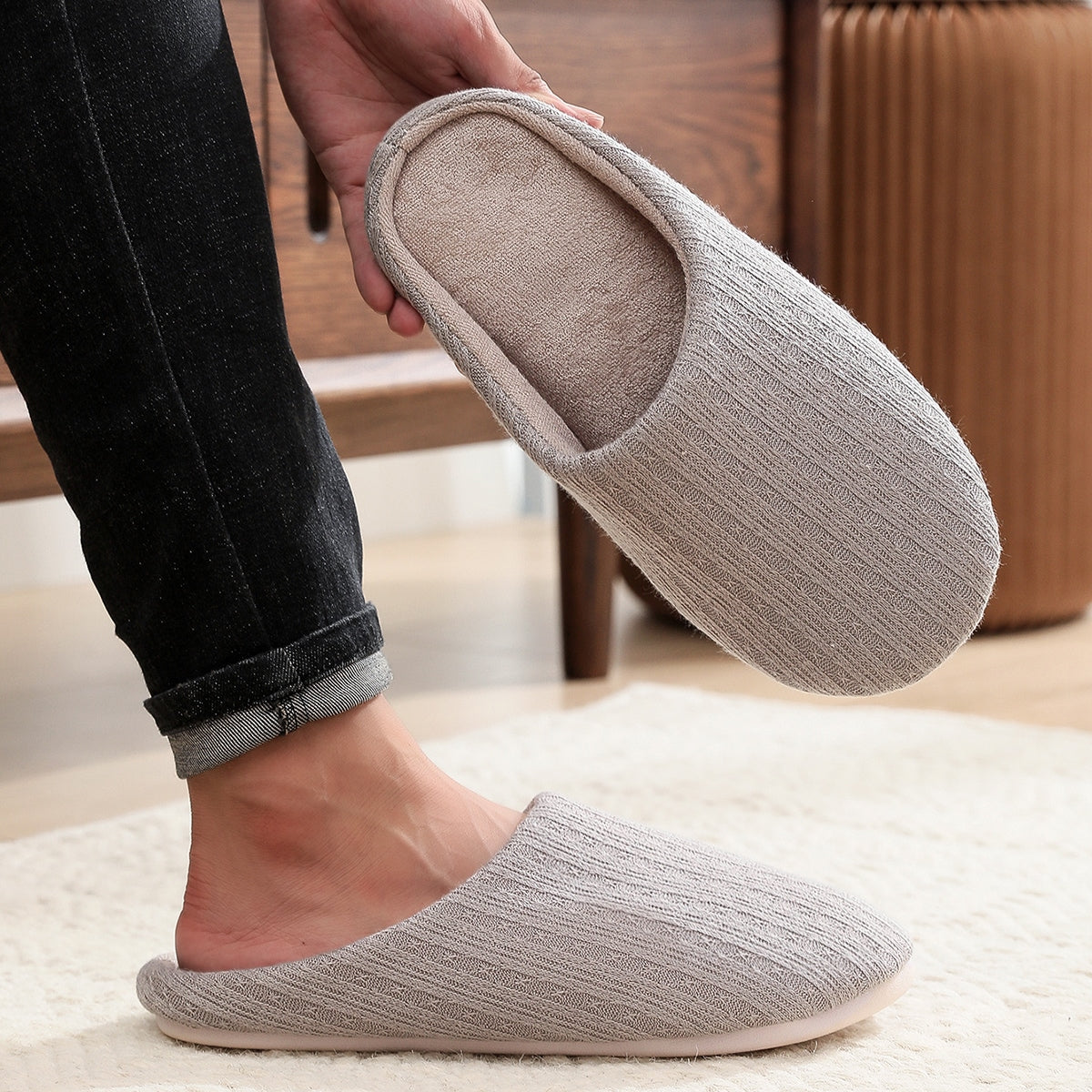 Men's Cozy Fuzzy Slides Soft Slippers Plush Comfy Non-slip Home Shoes