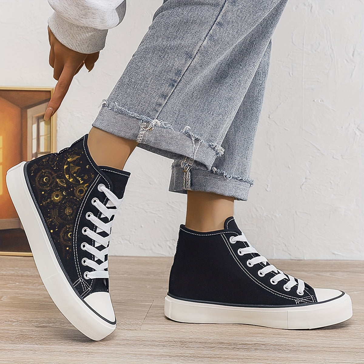 Mysterious Planet Plush Lined Thermal Chunky Canvas Sneakers