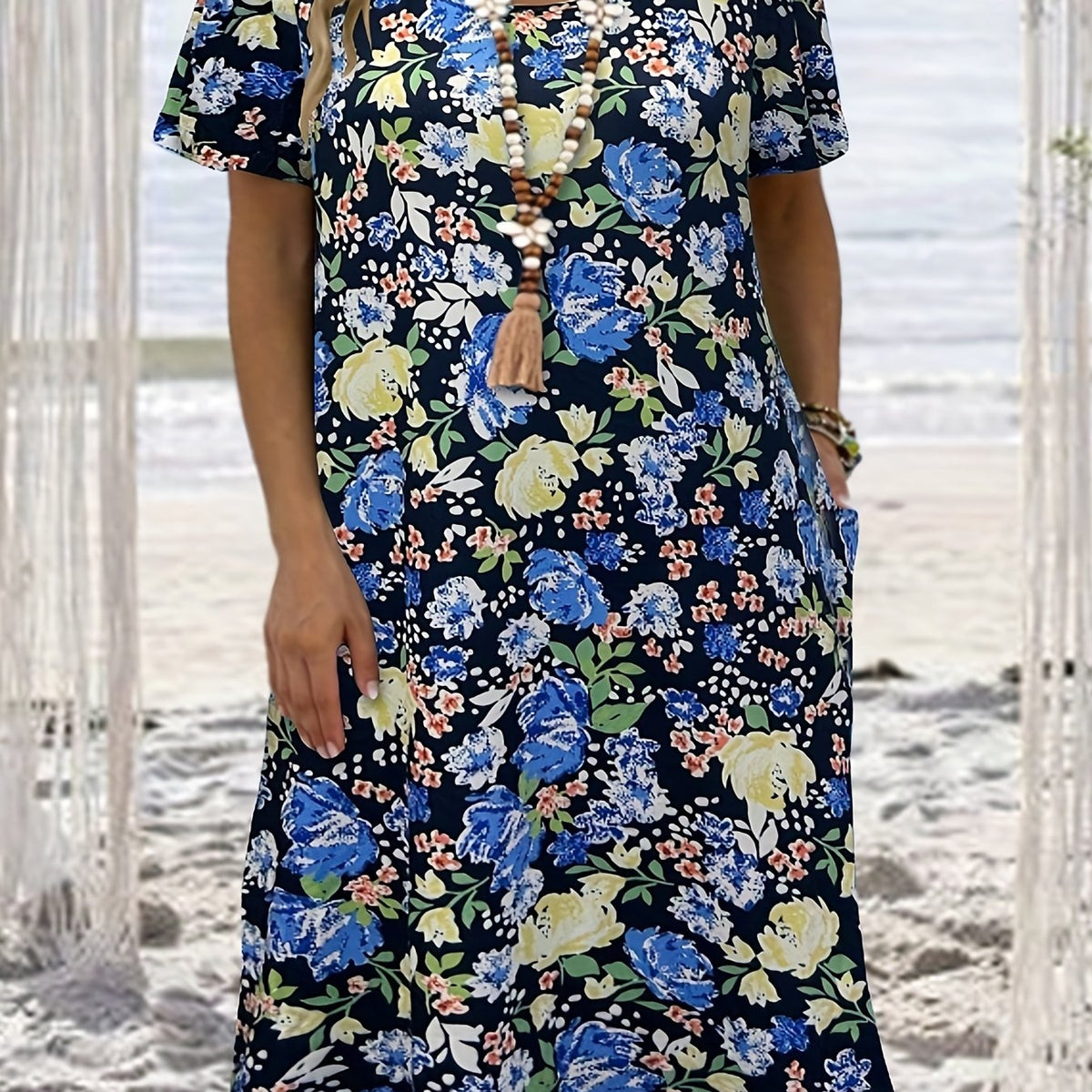  Floral Print Short Sleeve Round Neck Dress With Pockets