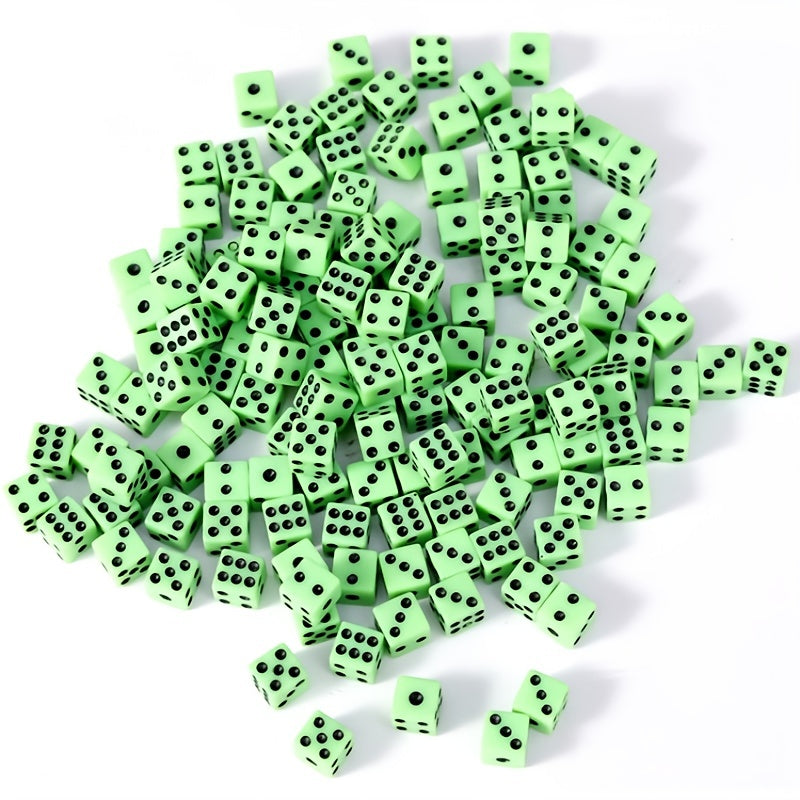 100pcs 8mm 4 Plastic Dice for Parties Chess Games