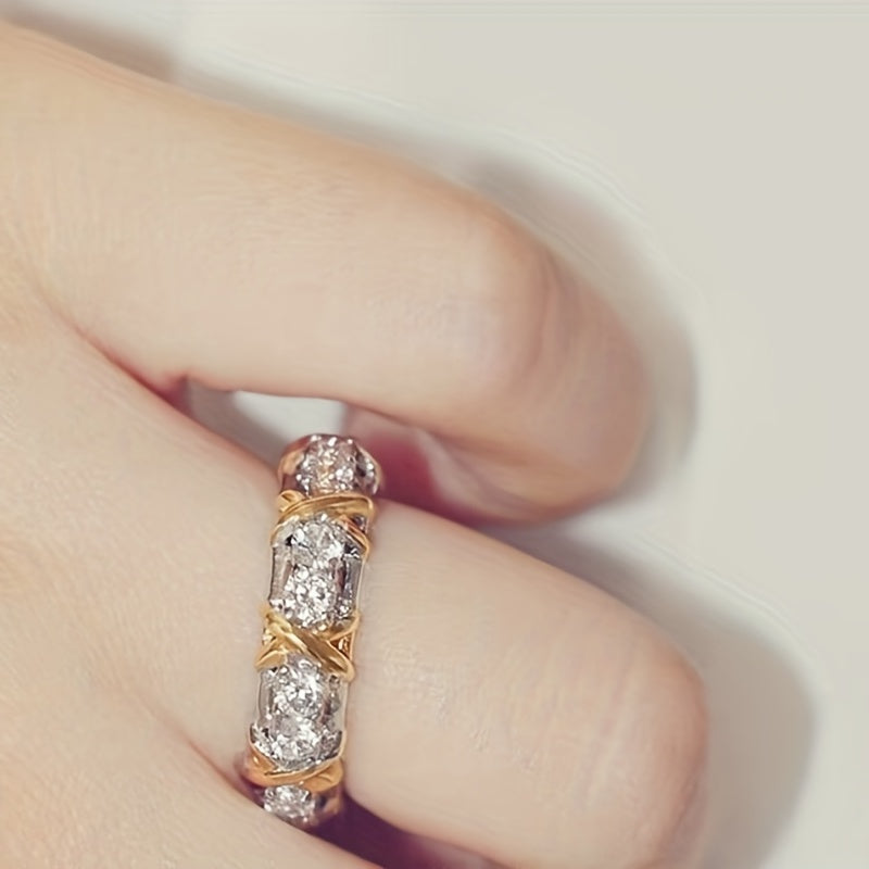 Golden Hip hop Ring Men's And Women's Zircon Punk Wedding Ring Jewelry