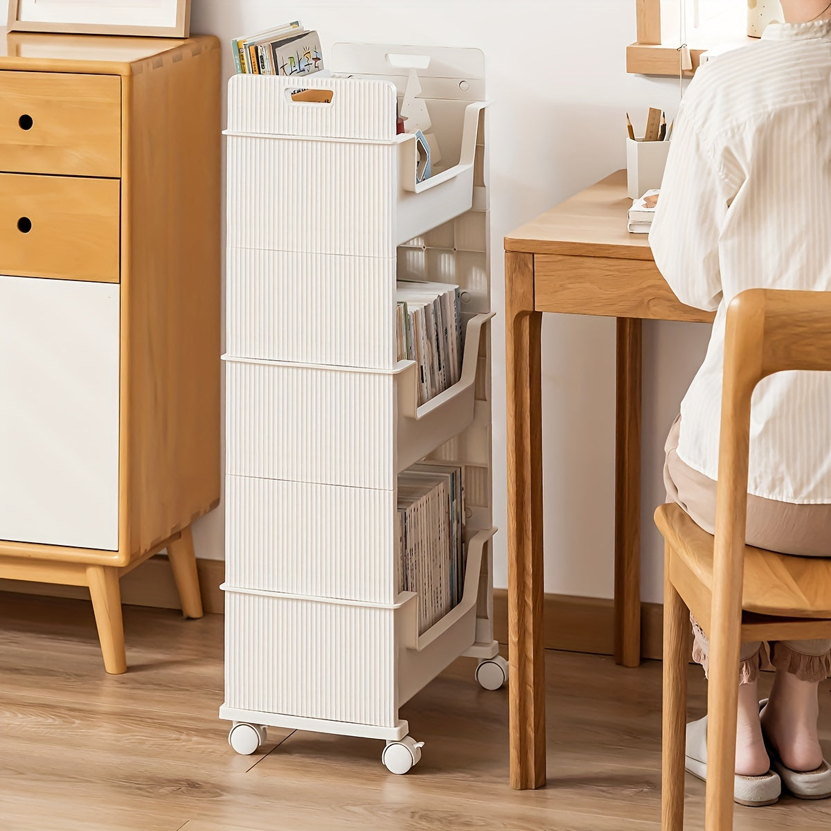 Movable Plastic Book Shelf Book Storage Rack Student Desk Shelf