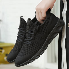 Men's Lightweight Running Shoes Breathable Outdoor Sneakers