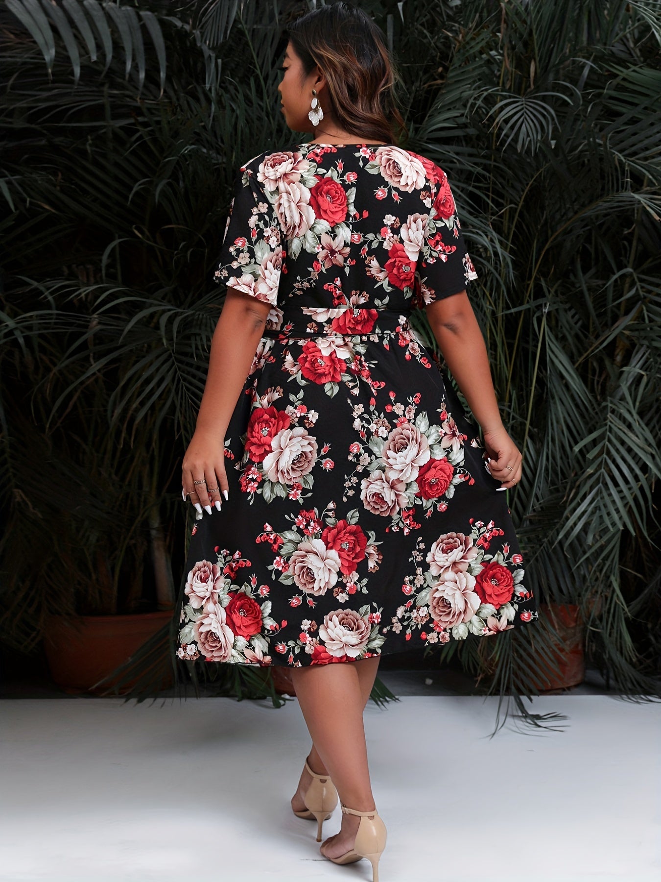  Floral Print Short Sleeve Wrap Dress