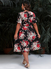  Floral Print Short Sleeve Wrap Dress
