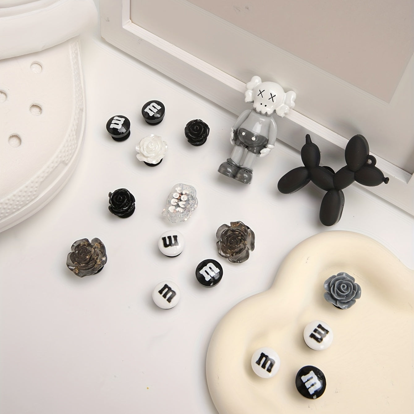 17pcs Cartoon & Flower Shoe Charms Resin Accessories