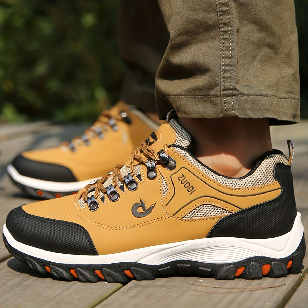 Men's Lace Up Durable Hiking Shoes for Outdoor Activities