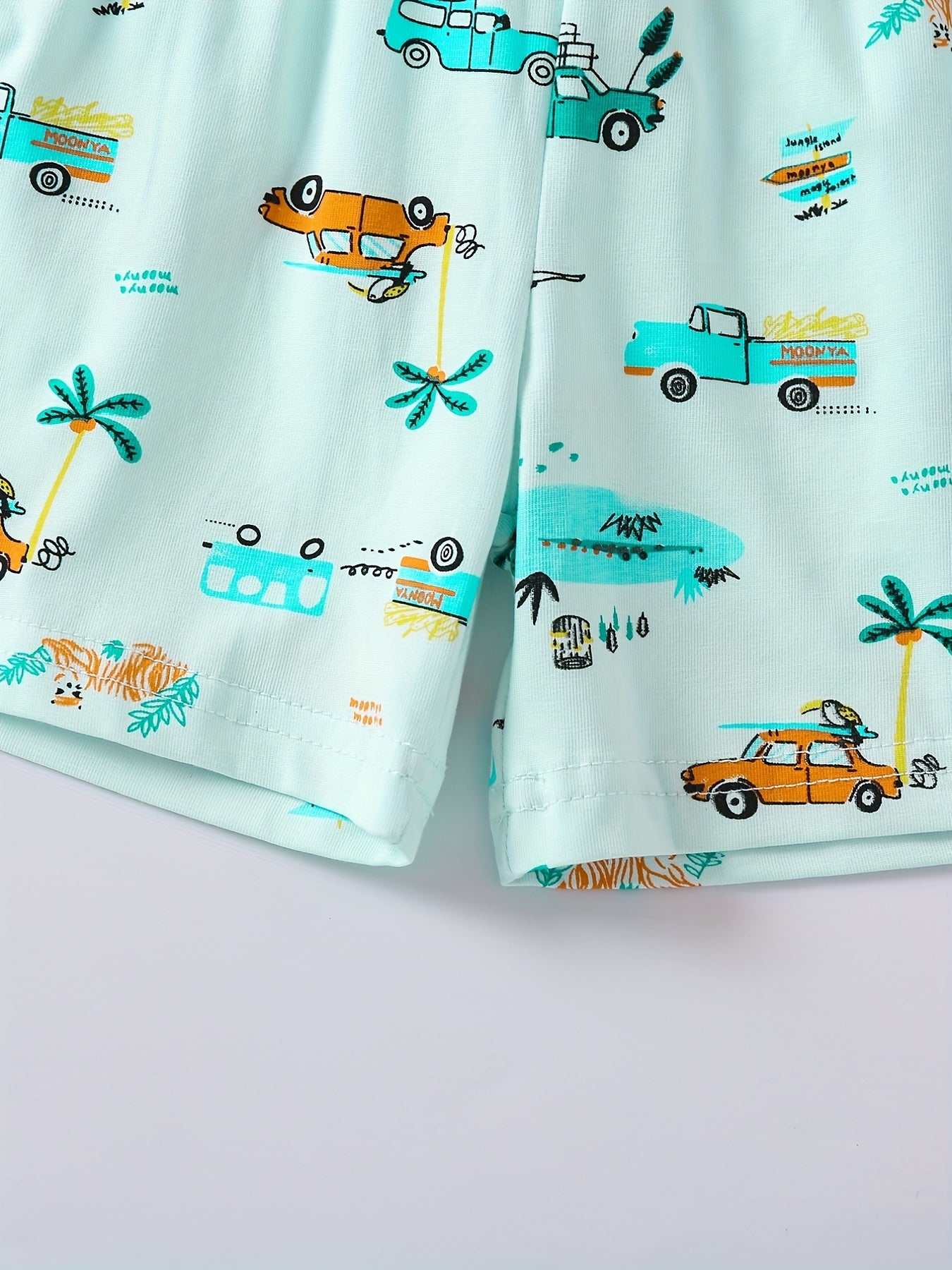 Kids Cartoon Vacation Outfit Set - Short Sleeve T-shirt & Casual Shorts