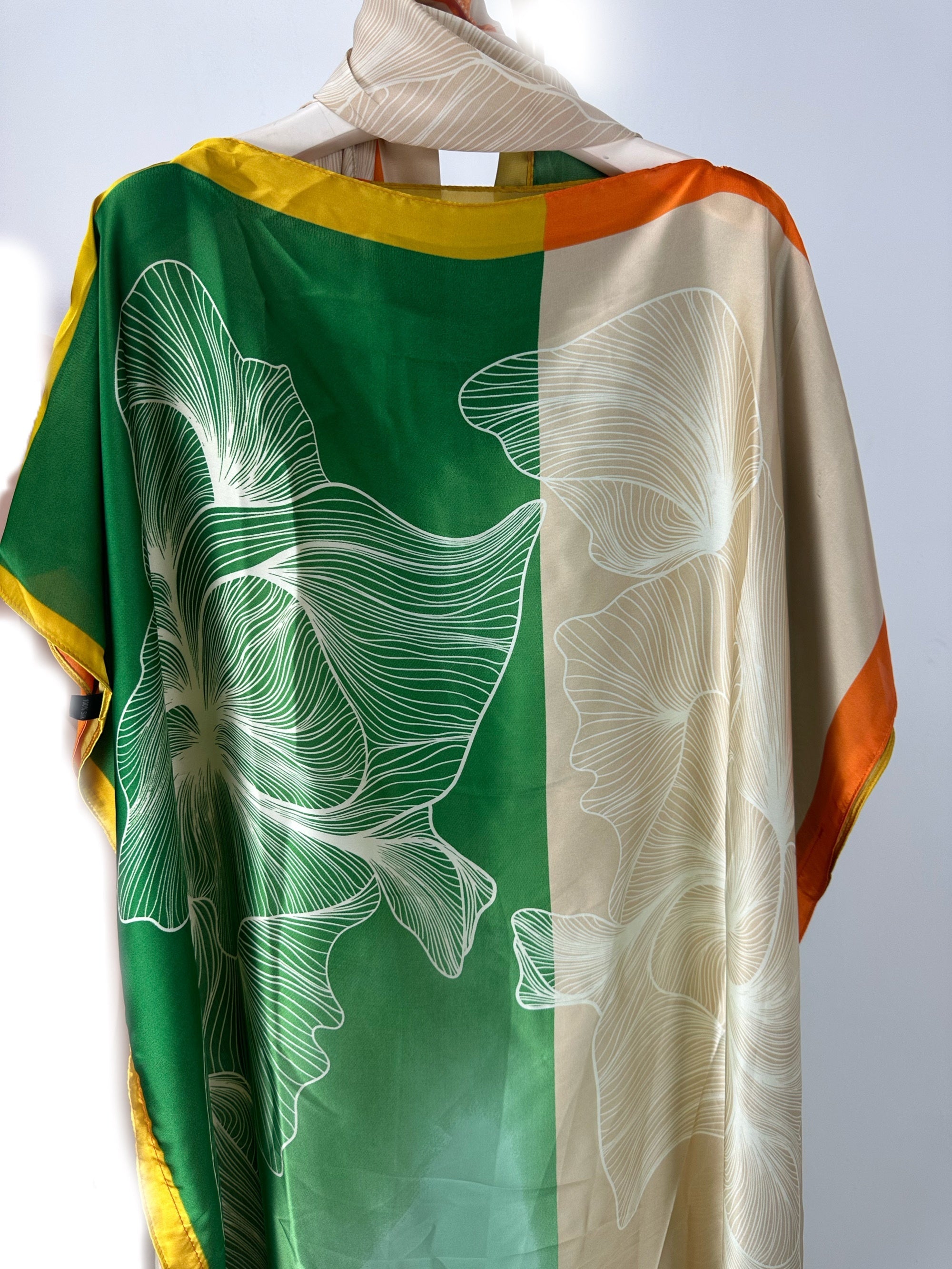  Colorblock Floral Print Kaftan Dress
