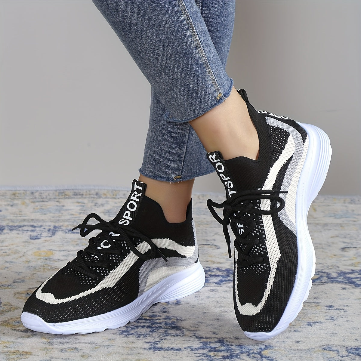 Women's Lace-up Letter Pattern Athletic Running Shoes