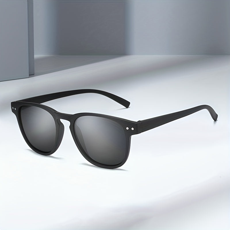 Retro Round Frame Men's Polarized Sunglasses with Glasses Case