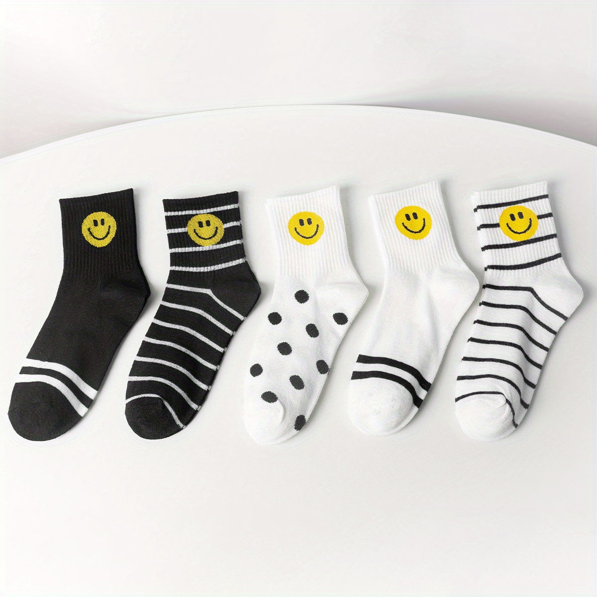 5 Pairs Smiling Face Print Socks Mid Tube Women's Stockings