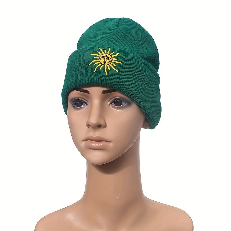 Boho Sun Embroidery Beanie Dark Green Vintage Elastic Knit Hat