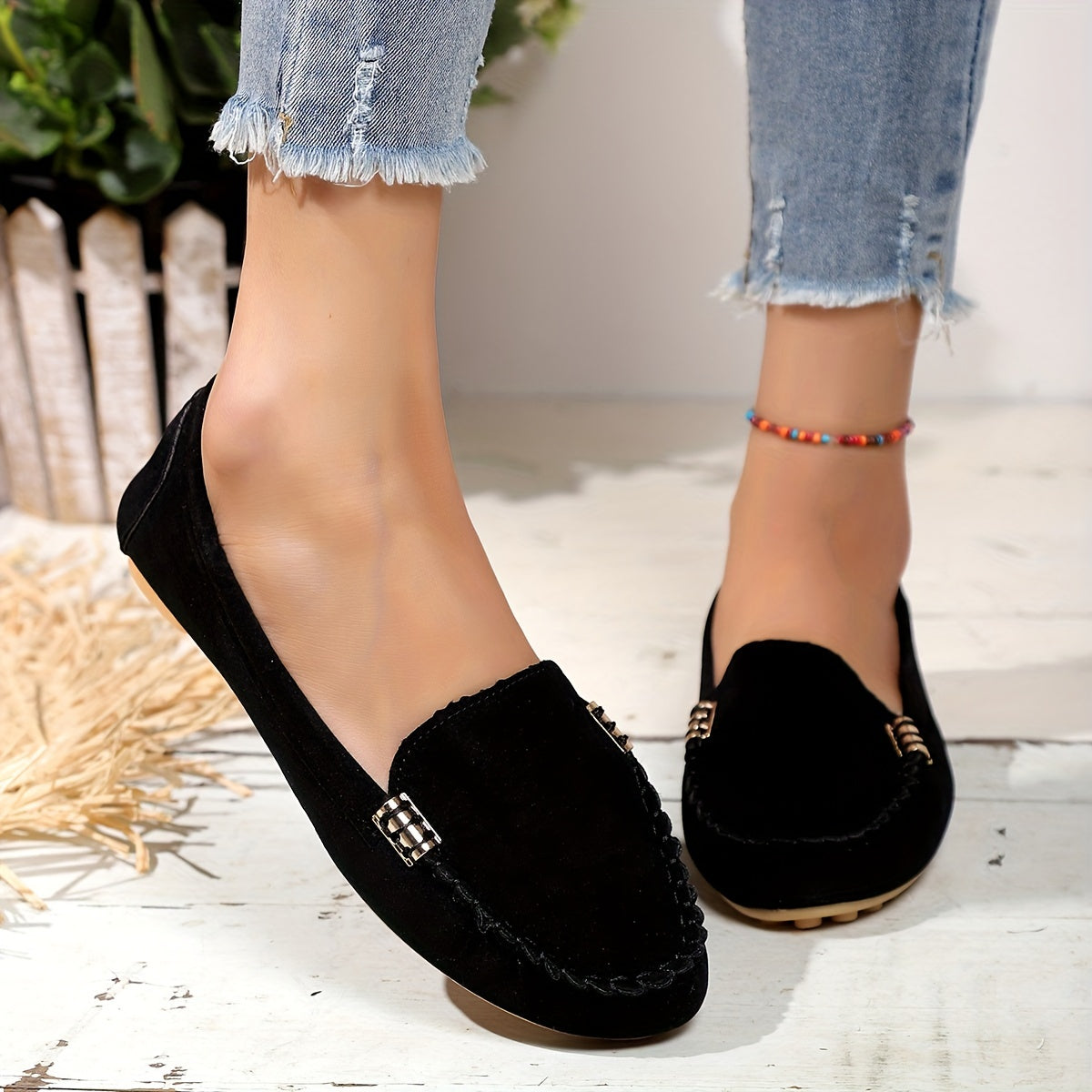 Women's Metal Decor Loafers Non Slip Slip On Walking Shoes Comfort Flat Shoes