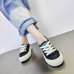 Women's Mesh Breathable Thick Bottom Board Shoes Comfortable Sport Shoes