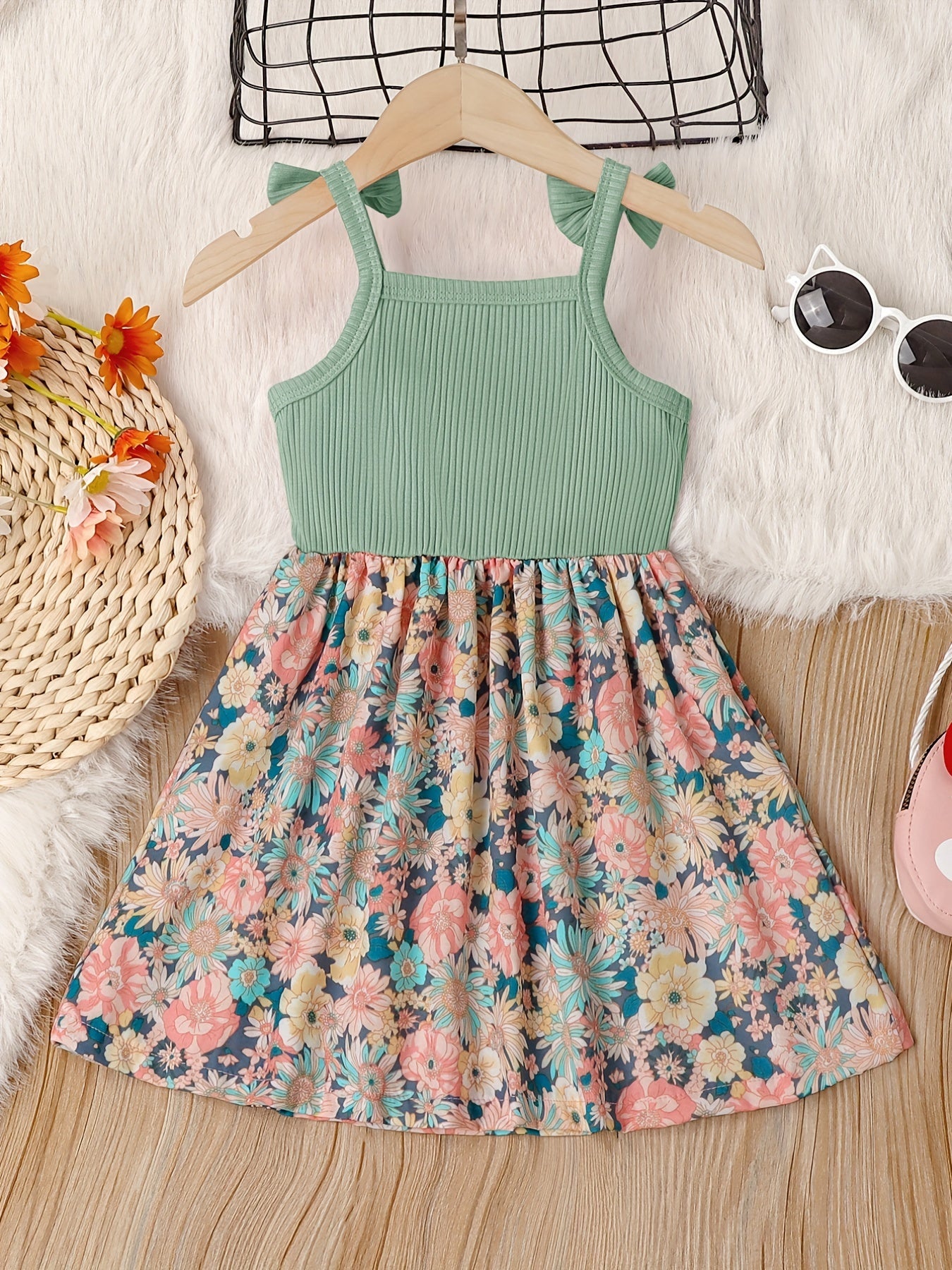 Girl's Butterfly Bow Tie Shoulder Splicing Flower Pattern Suspender Dress