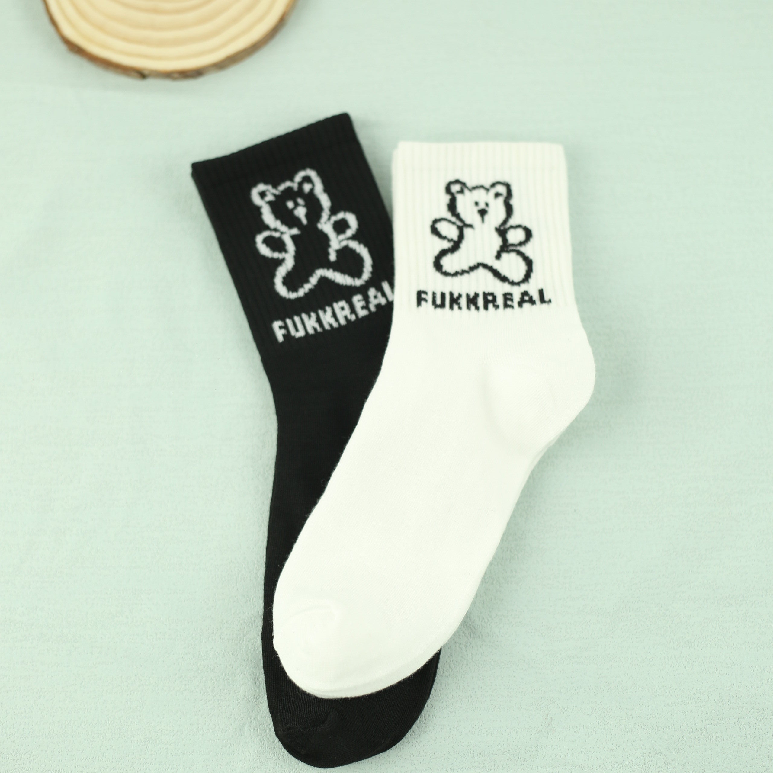 Men's Cartoon Bear Pattern Crew Socks - 2 Pairs