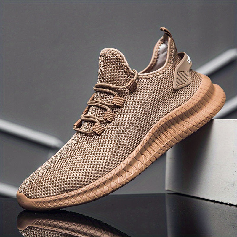 Men's Lightweight Running Shoes Outdoor Athletic Sneakers