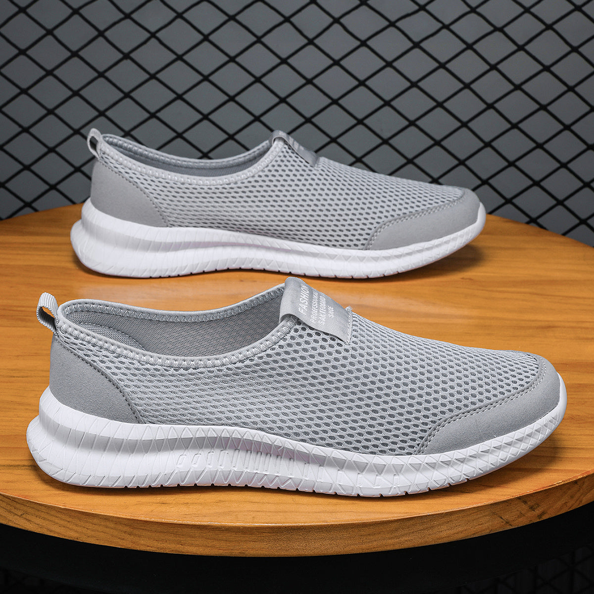 Men's Lightweight Slip On Casual Shoes for Traveling Jogging