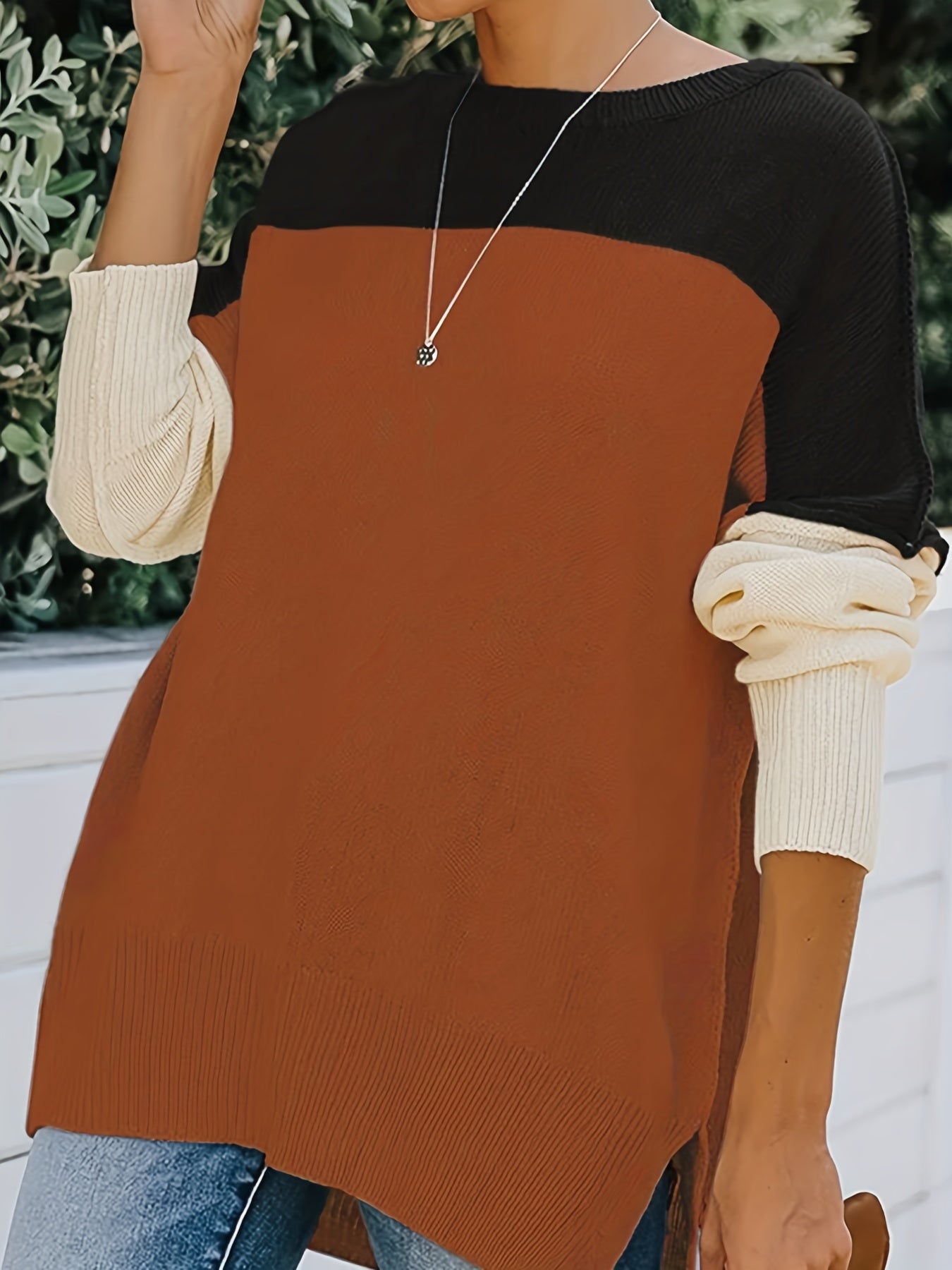  Colorblock Long Sleeve Round Neck Sweater