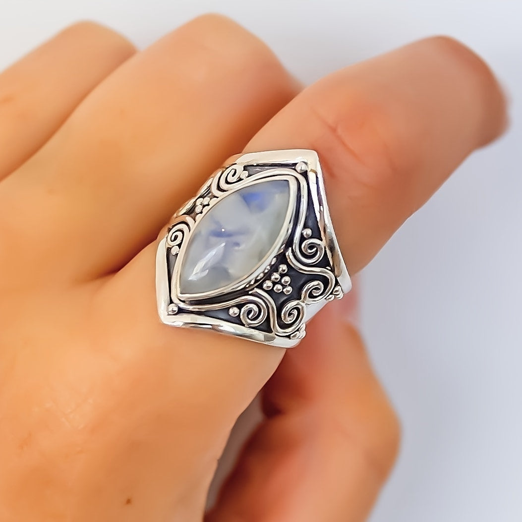 Vintage Silver Moonstone Party Ring