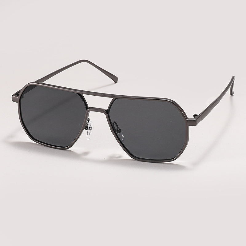 Men's Retro Sunglasses Black Frame UV400