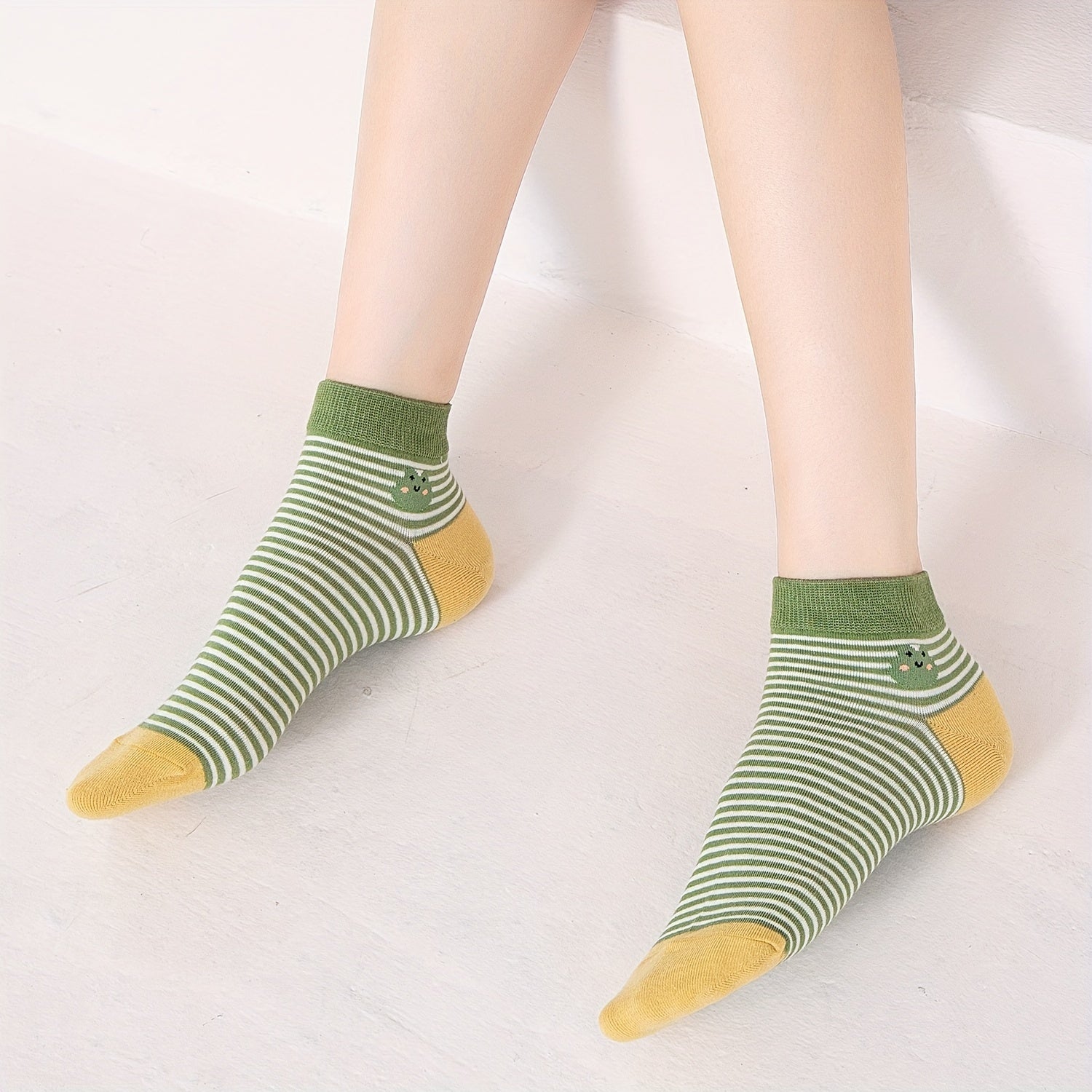 3 Pairs Frog Print Socks Mid Tube Striped Women's Stockings