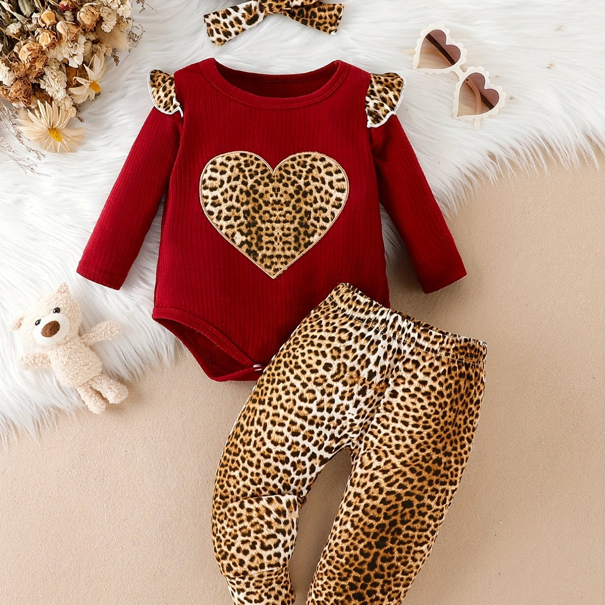 3pcs Baby Girls Embroidered Leopard Love Creeper Top