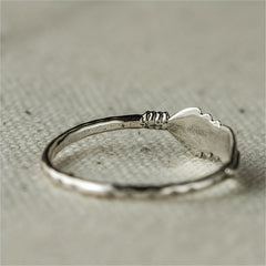 Retro Men's Feather Pattern Ring