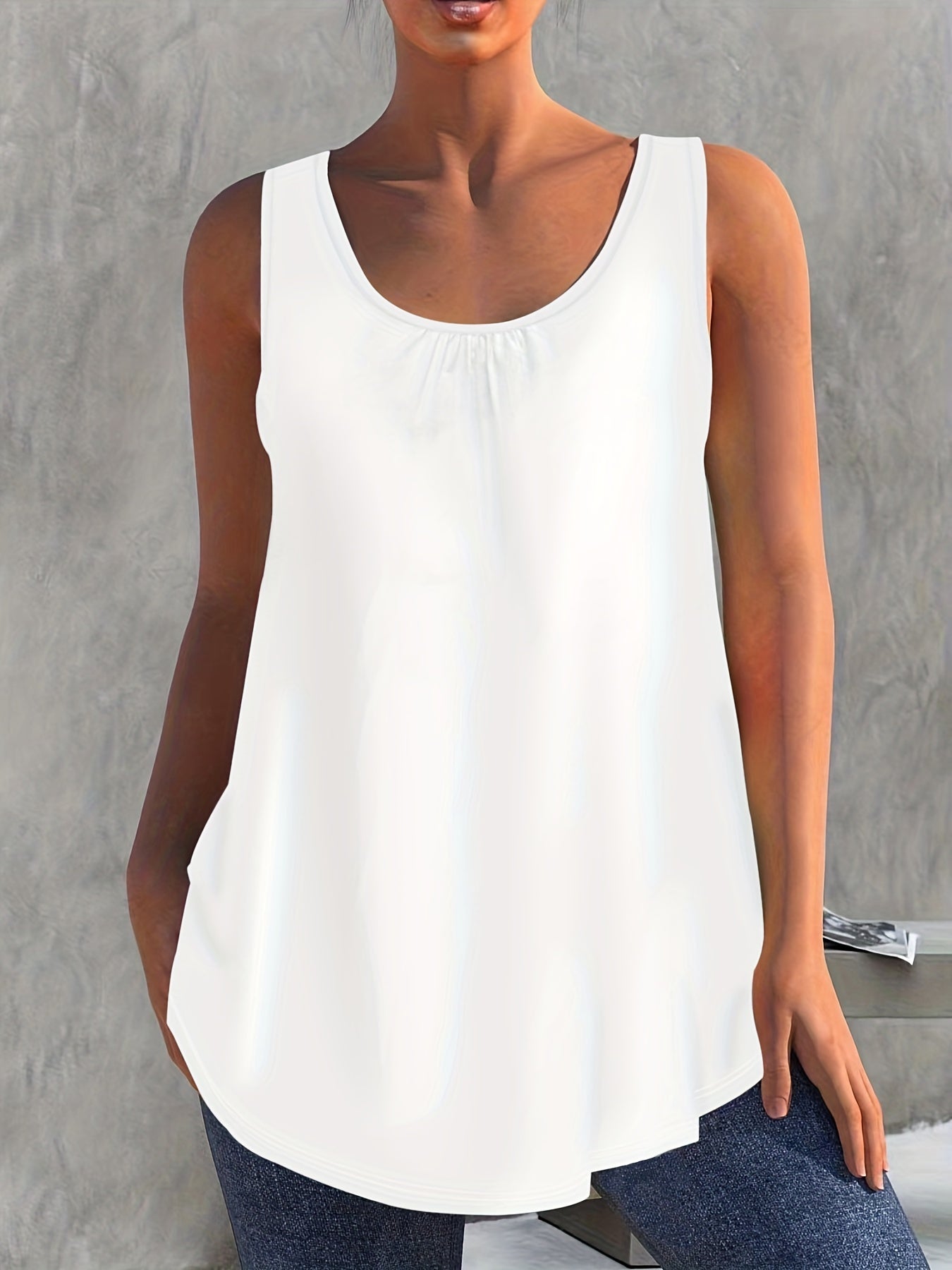  Solid Round Neck Stretch Tank Top