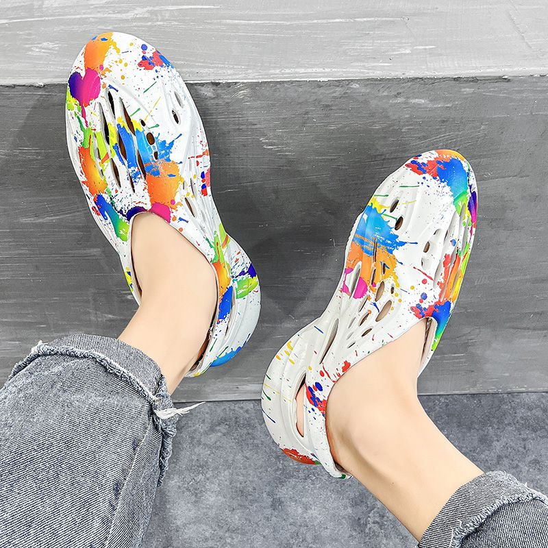 Unisex Foam Slides Comfortable Clogs Couple Graffiti Garden Shoes