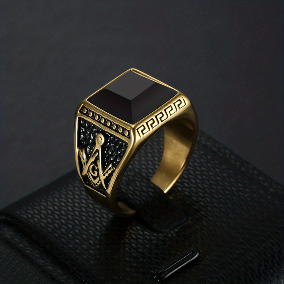 Men's Vintage Lettering Ring