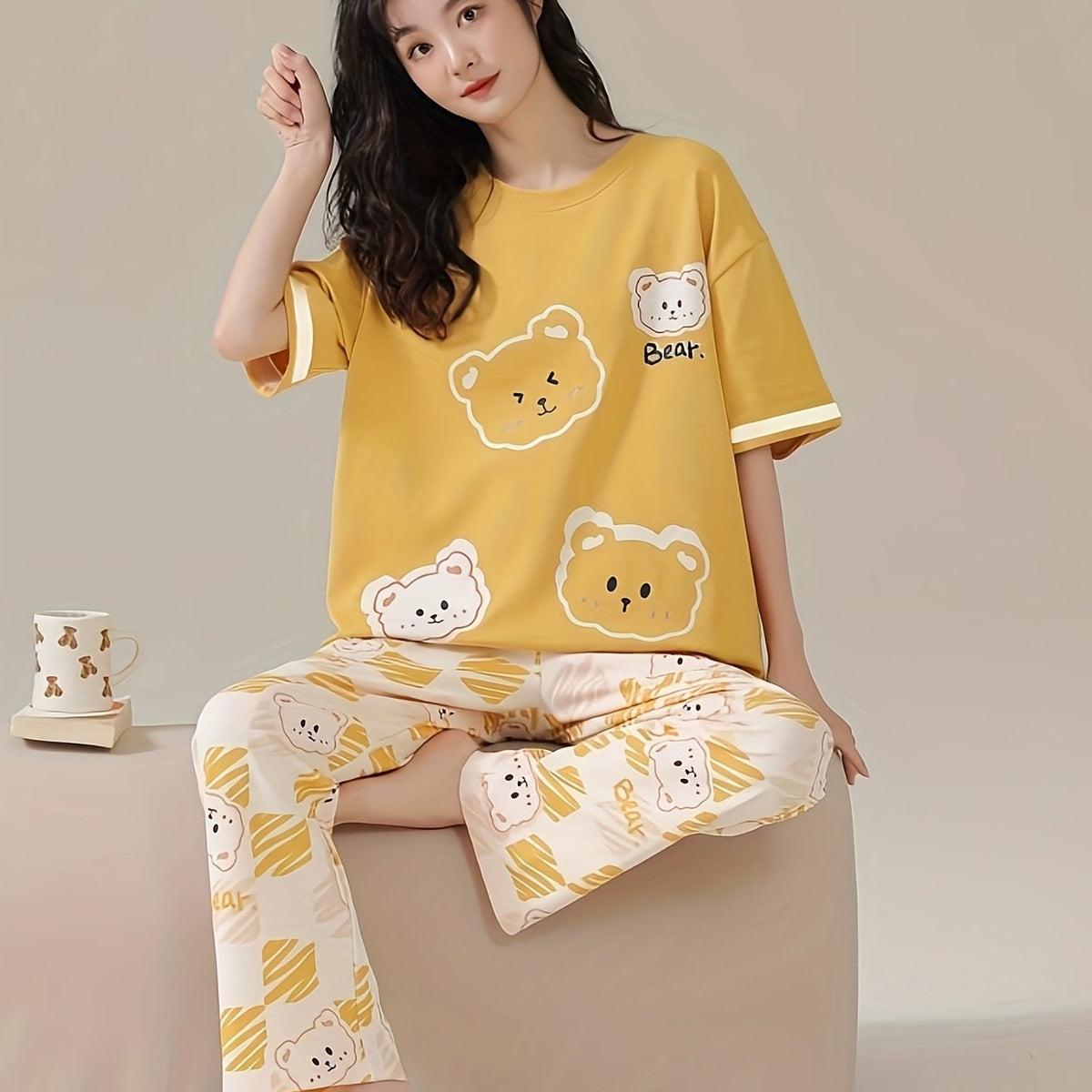 Bear Print Pajama Set Short Sleeve Top & Lounge Pants Women's Sleepwear