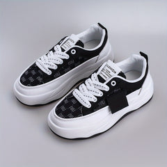 Women's Breathable Mesh Platform Sneakers Casual Lace Up Outdoor Shoes