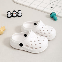 Boy's Solid Clogs Garden Shoes Lightweight Sandals All Seasons