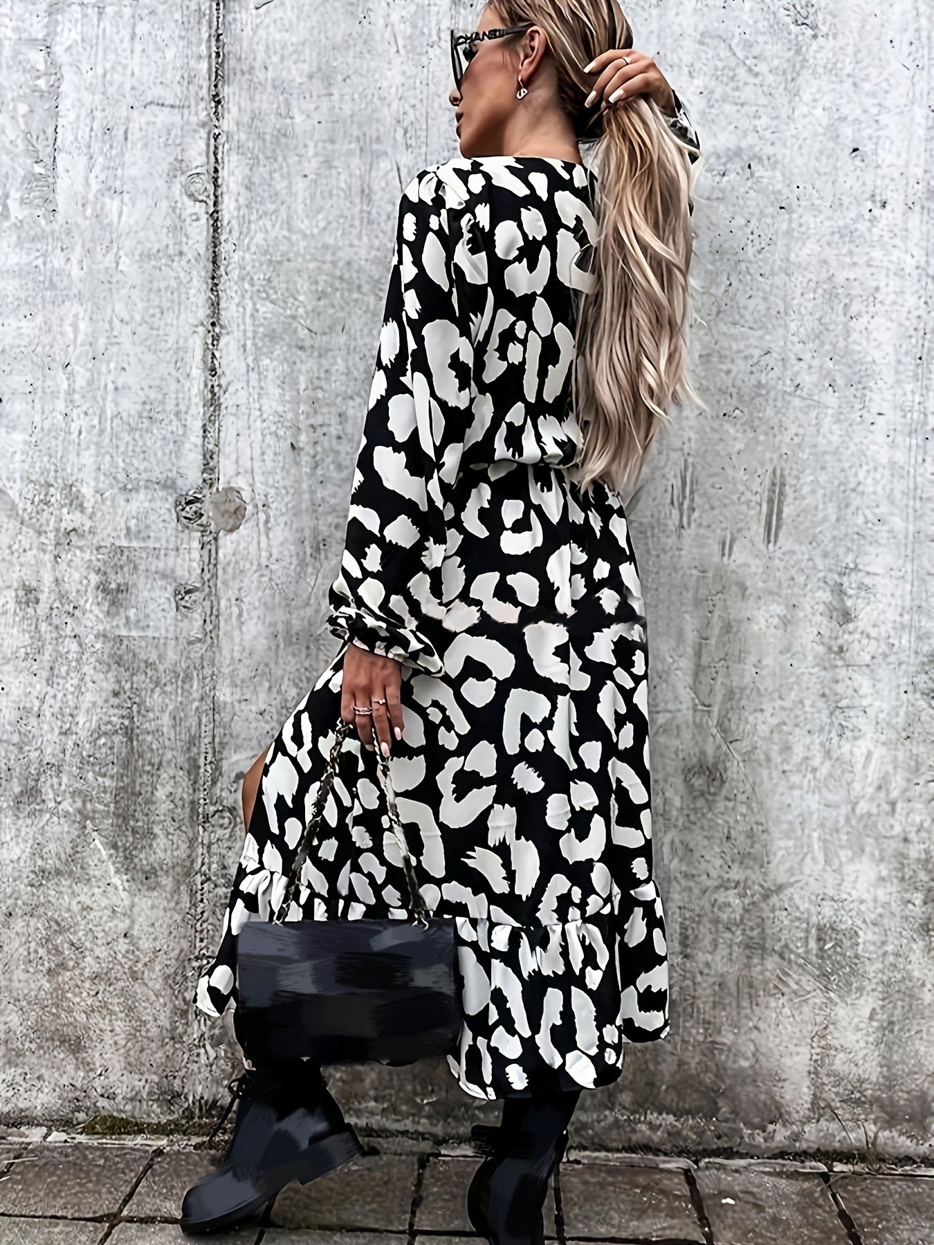  Leopard Print Maxi Dress V Neck Side Split Lantern Sleeve