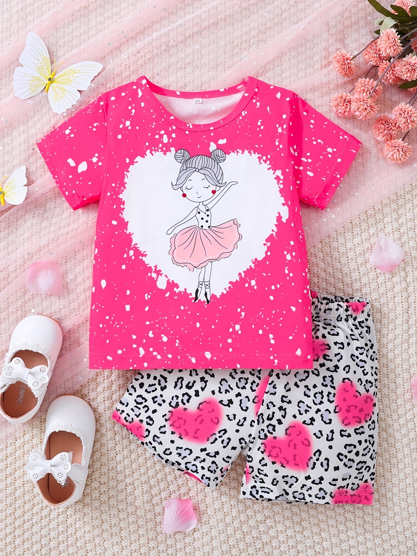 Girls Dancing Girl Graphic T Shirt & Heart Leopard Shorts Set