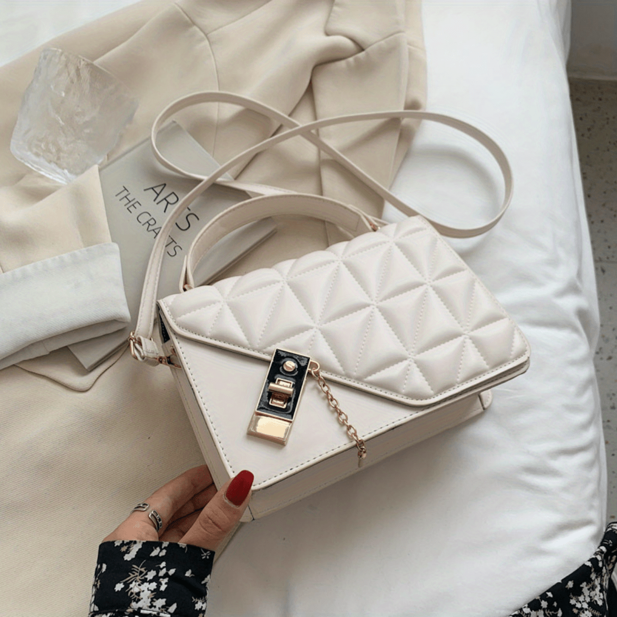 Retro Quilted Crossbody Bag PU Leather Classic Shoulder Bag