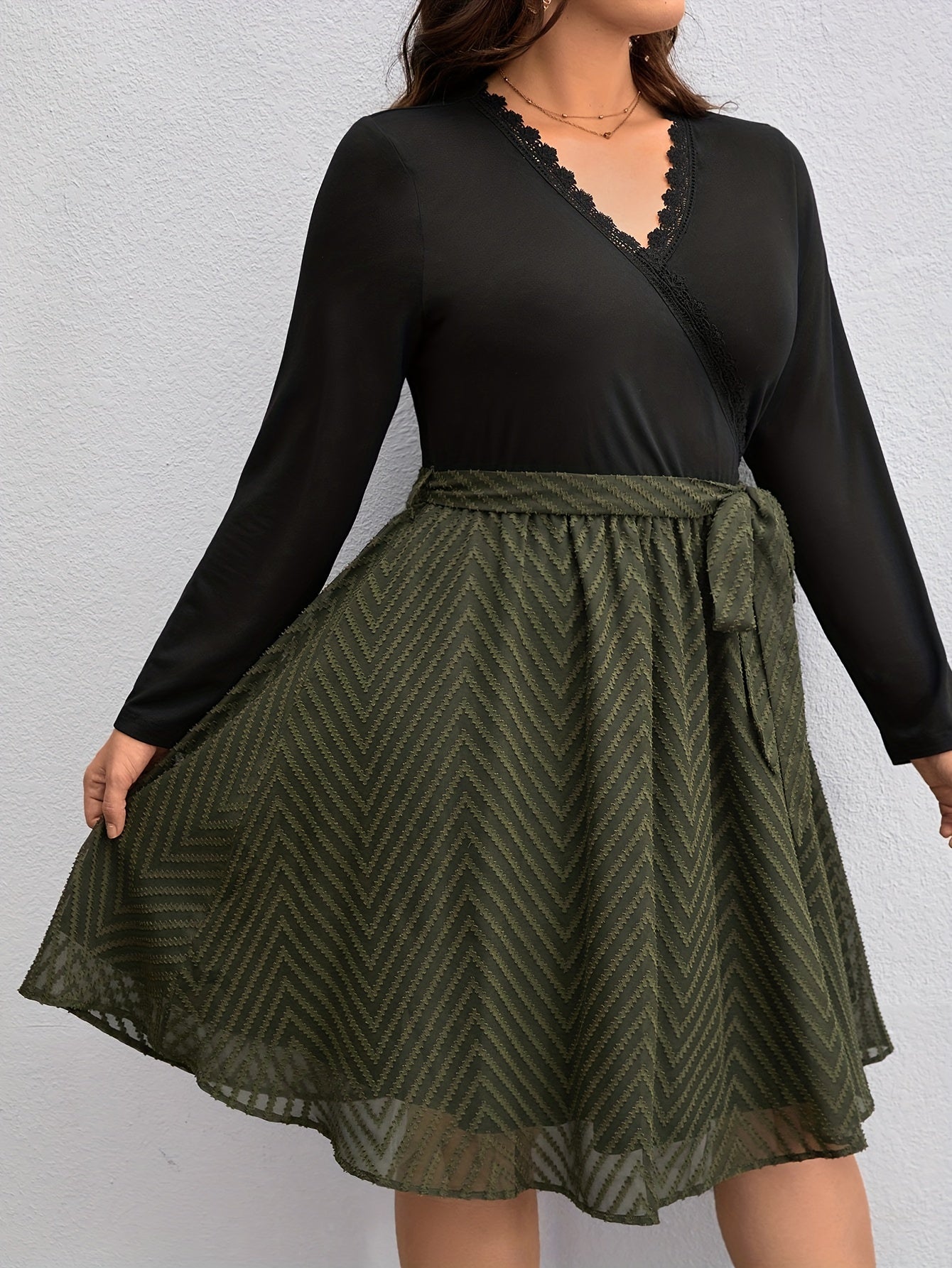  Casual Dress Women's Long Sleeve Surplice Neck Dress