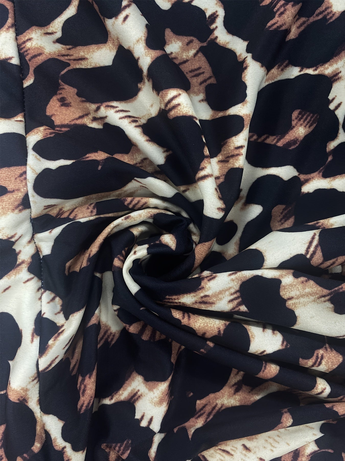  Leopard Print High Rise Skinny Shorts