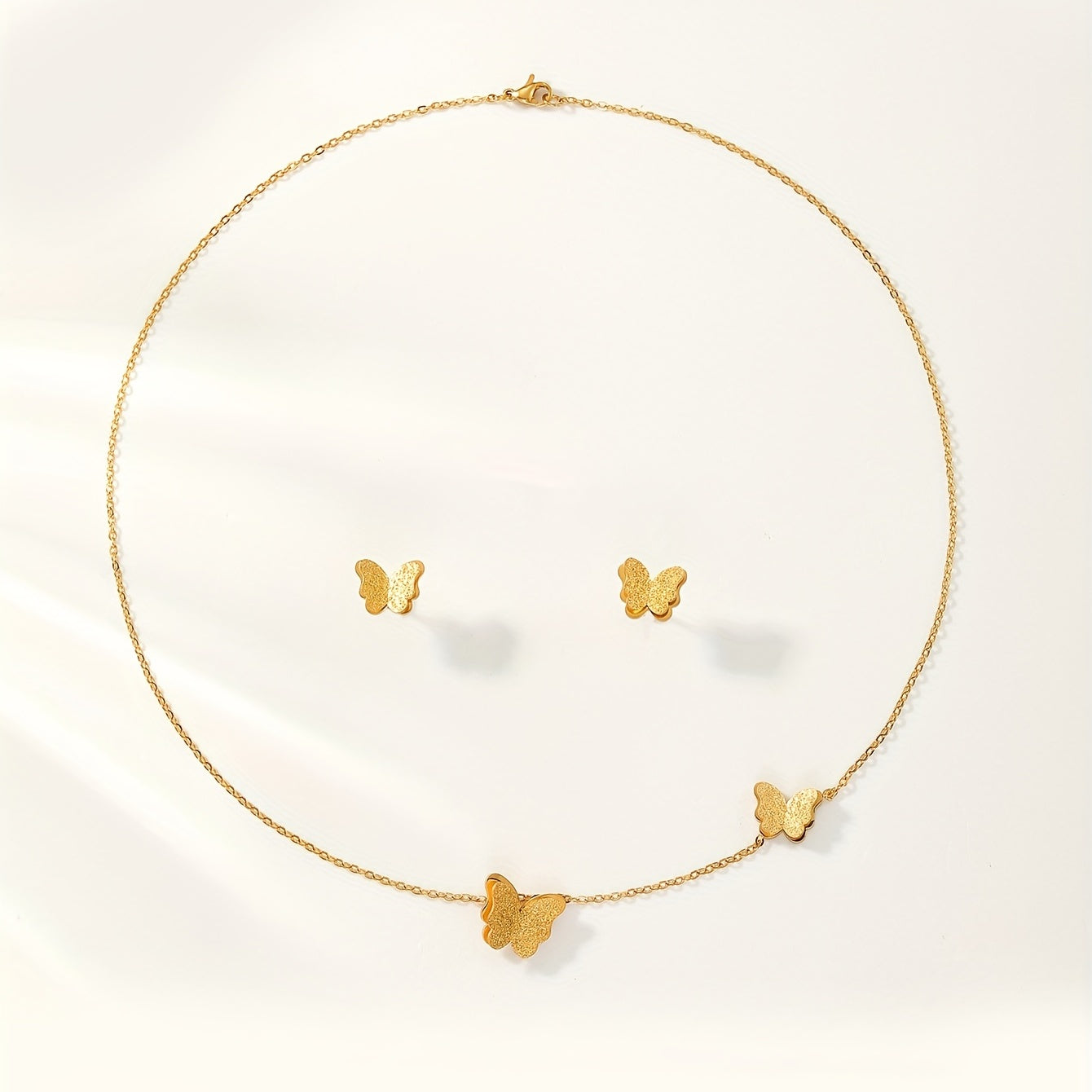 3pcs Golden Butterfly Necklace And Earrings Set Retro Jewelry For Women