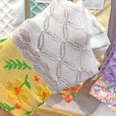 4 Pairs Women's Socks - Floral & Argyle Textured