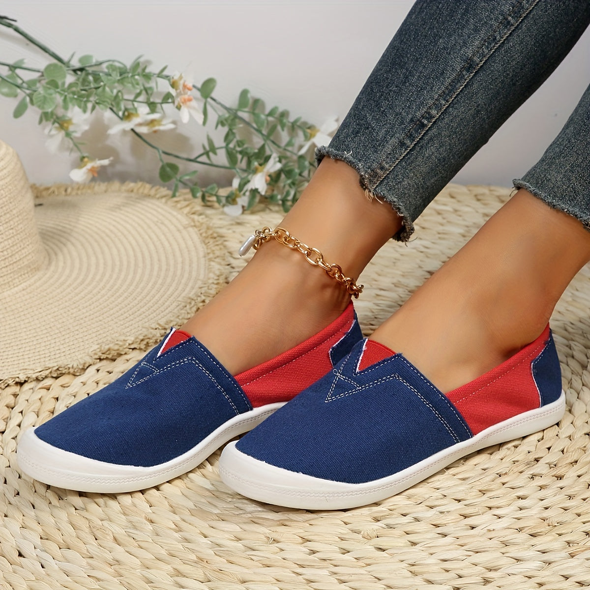 Women's Casual Canvas Slip-On Shoes Lightweight Low Top Sneakers